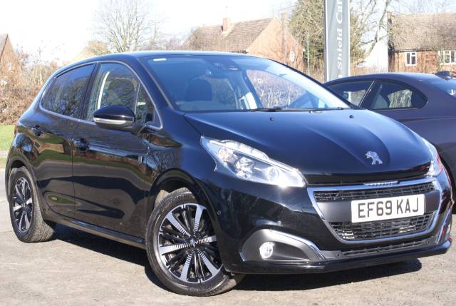 2019 Peugeot 208 1.5 BlueHDi Tech Edition 5dr [5 Speed]