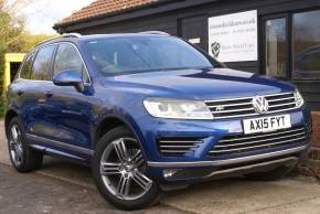 2015 (15) Volkswagen Touareg at Simon Shield Cars Ipswich