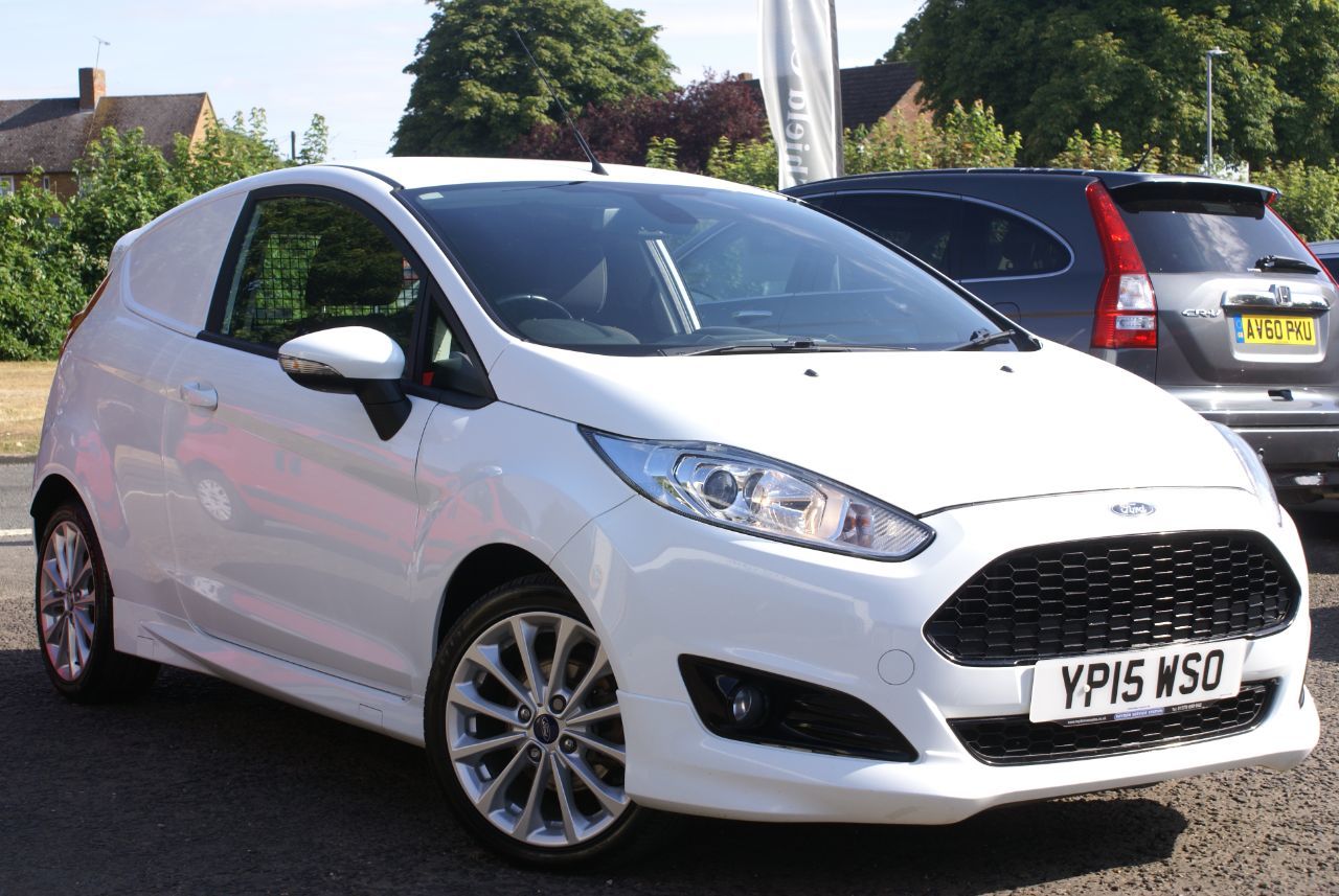 2015 Ford Fiesta