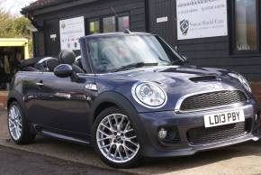 2013 (13) Mini Convertible at Simon Shield Cars Ipswich