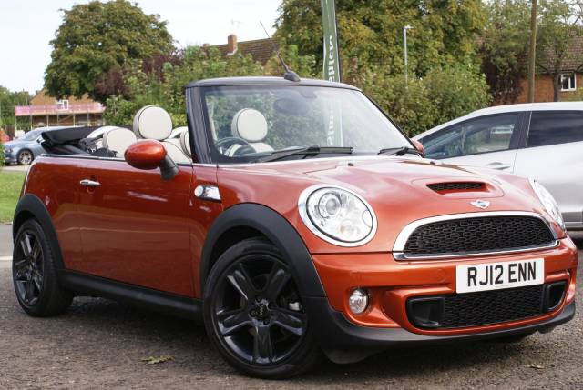 Mini Convertible 1.6 Cooper S 2dr Auto Convertible Petrol Spice Orange Metallic