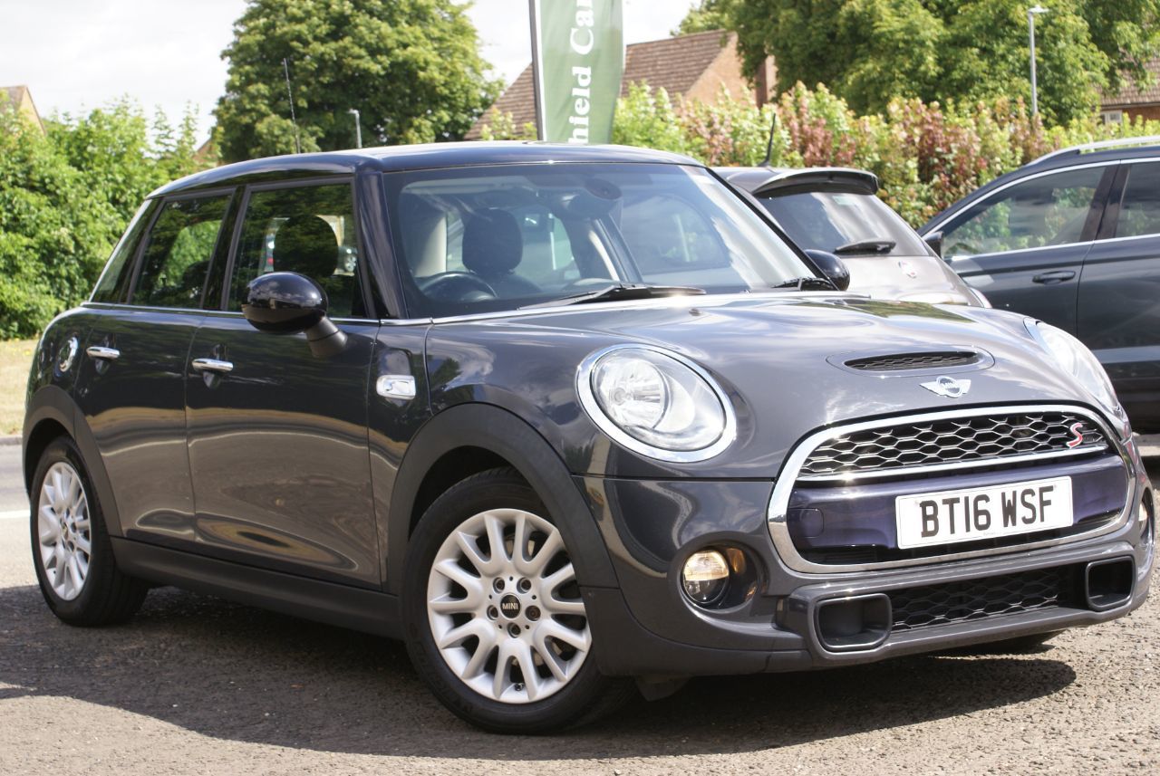 2016 Mini Hatchback