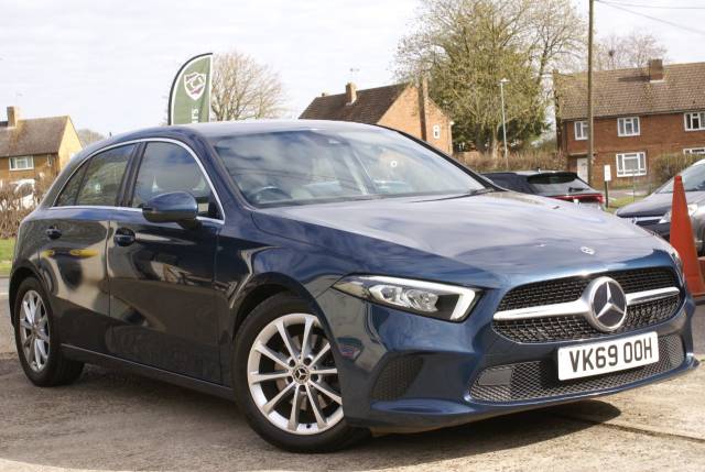 Mercedes-Benz A Class 2.0 A200d Sport 5dr Auto Hatchback Diesel Denim Blue Metallic