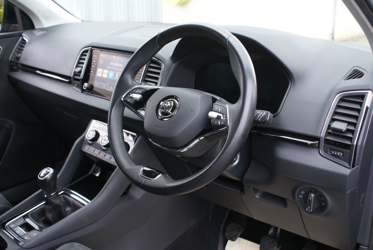 2023 Skoda Karoq thumbnail 14