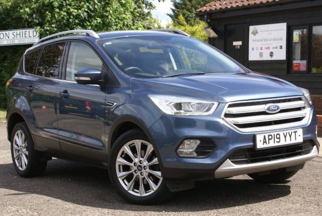 Ford Kuga 1.5 TDCi Titanium Edition 5dr 2WD Hatchback Diesel Chrome Blue Metallic